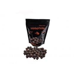 Boilies Černá Makrela 16 mm...